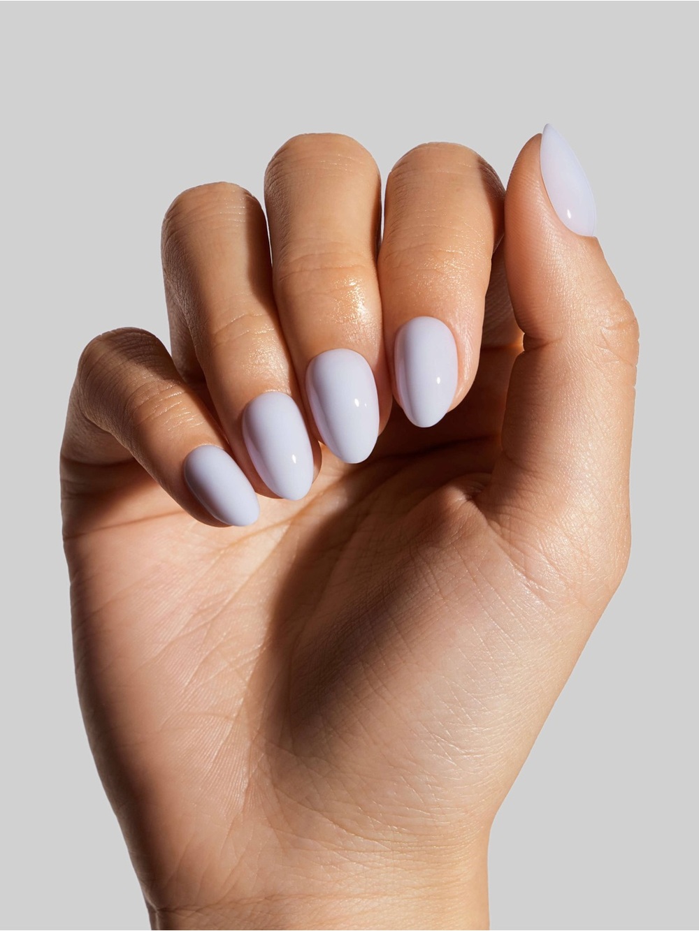 Celebritips Salon U-Ltimate Sky Press-On Nails Extra Short Almond